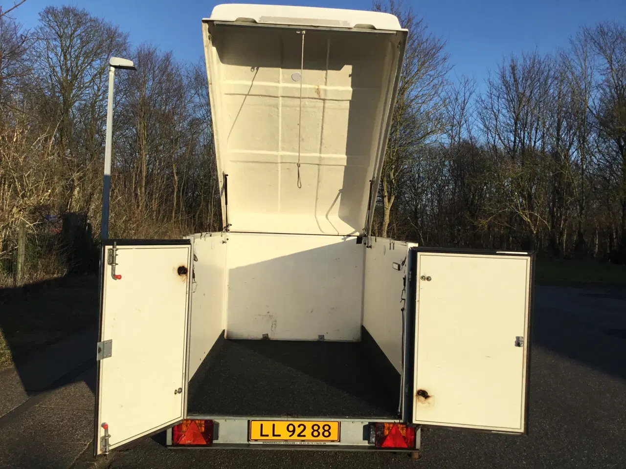 Billede 2 - Variant lukket trailer m/ Hard top.