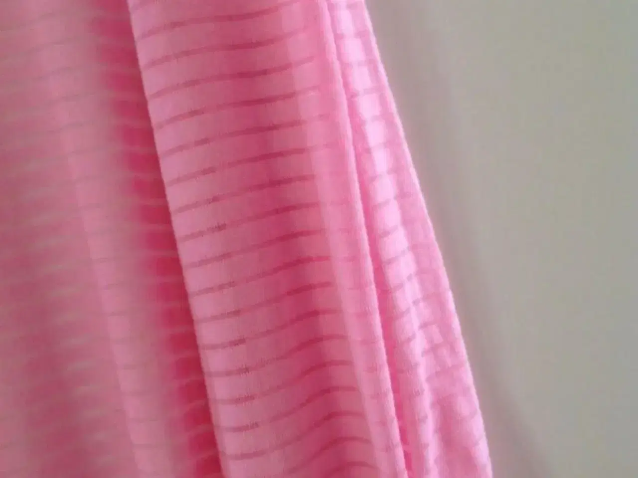 Billede 3 - Smuk lyserød cardigan str. S / small