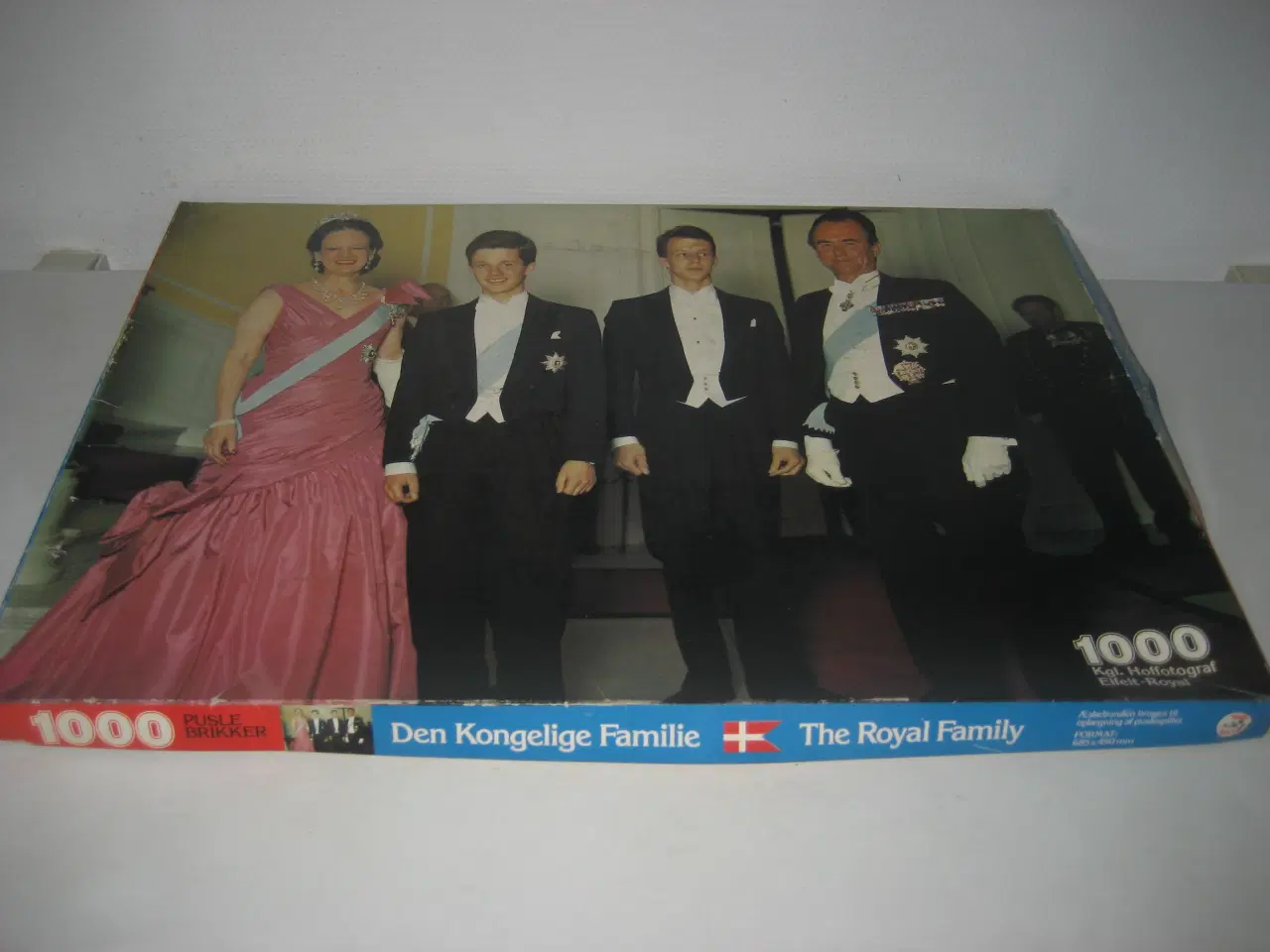 Billede 2 - Puslespil med kongefamilien