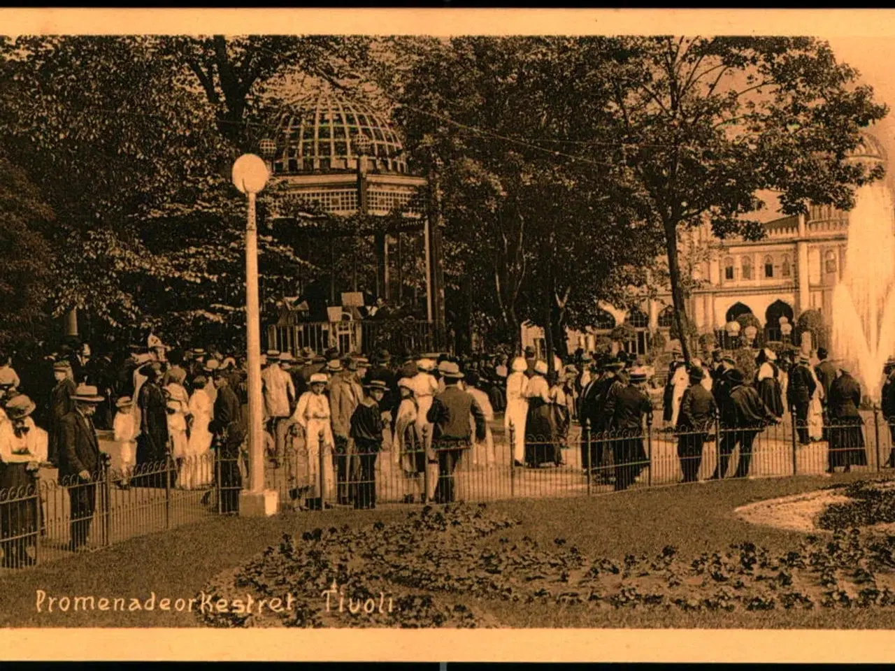 Billede 1 - Promenadeorkesteret - Tivoli - Andreasen og Lachmann 82