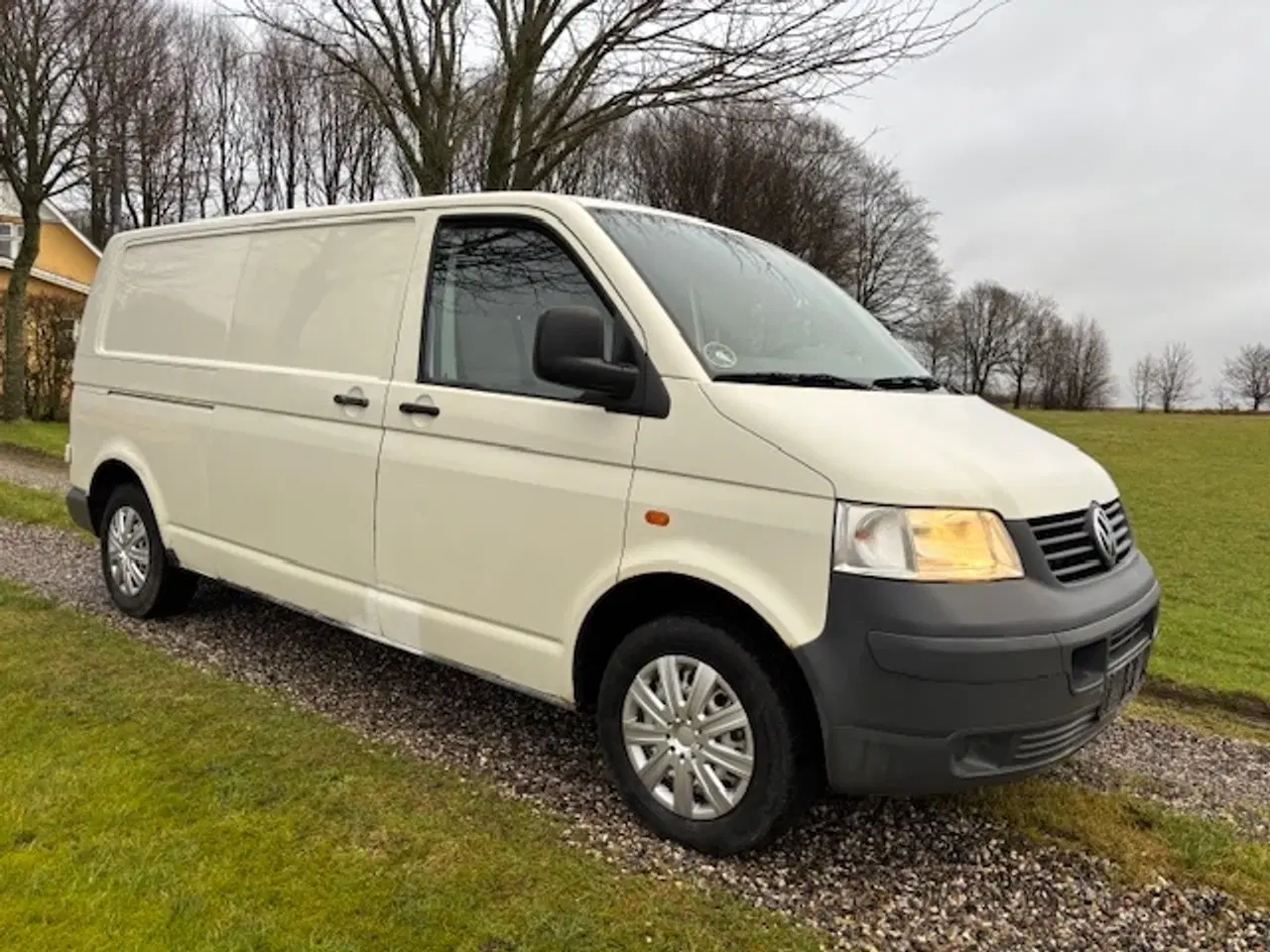 Billede 2 - VW Transporter 2,5 TDi 130 Kassevogn lang 4d Nysyn