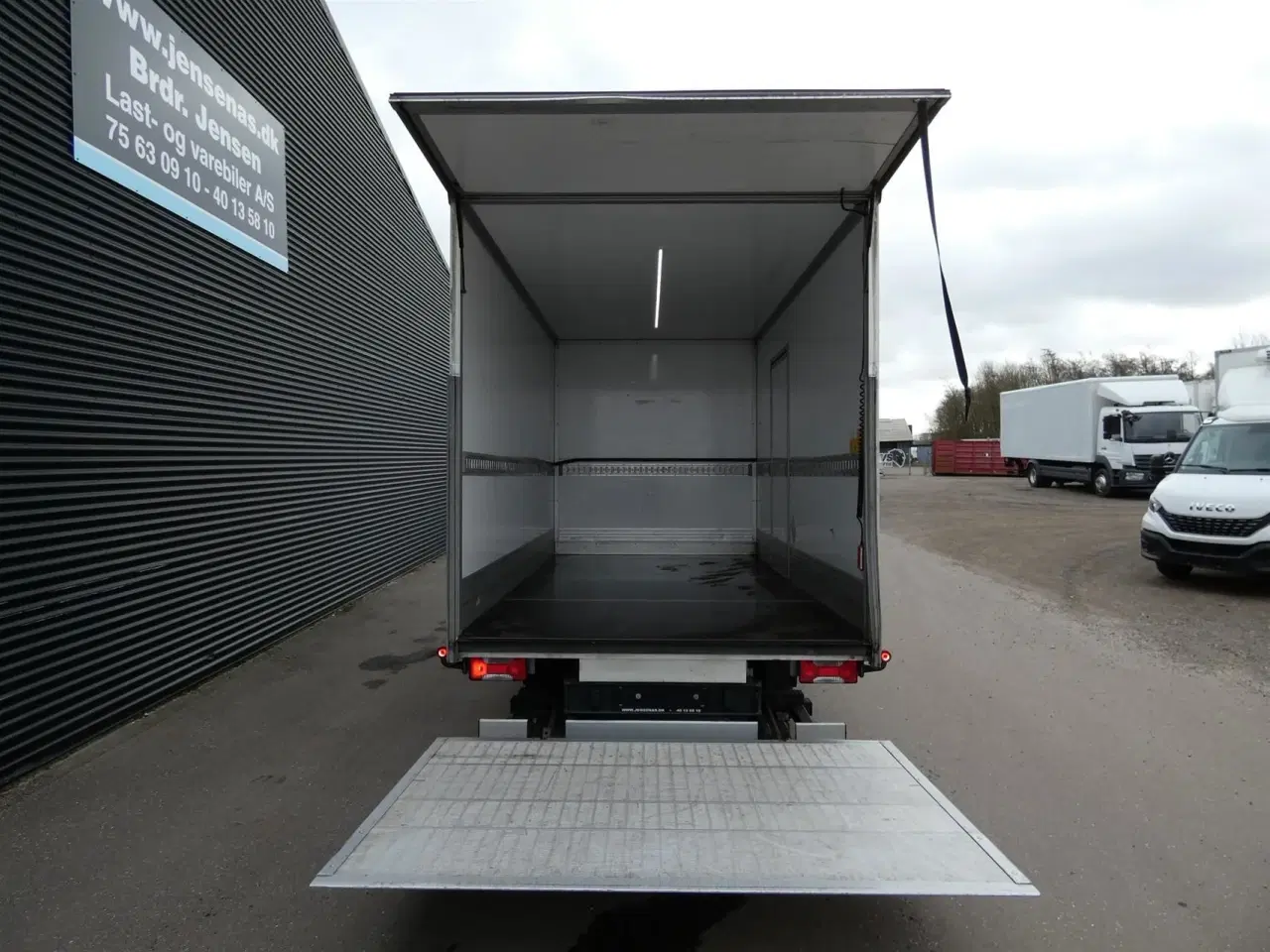 Billede 8 - Iveco Daily 35S14 2,3 D Alu.kasse m./lift 136HK Ladv./Chas. Man.