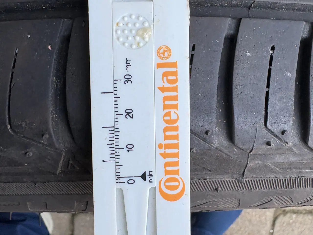 Billede 3 - Finesommerdæk. Kun Kørt 15000 km !!!