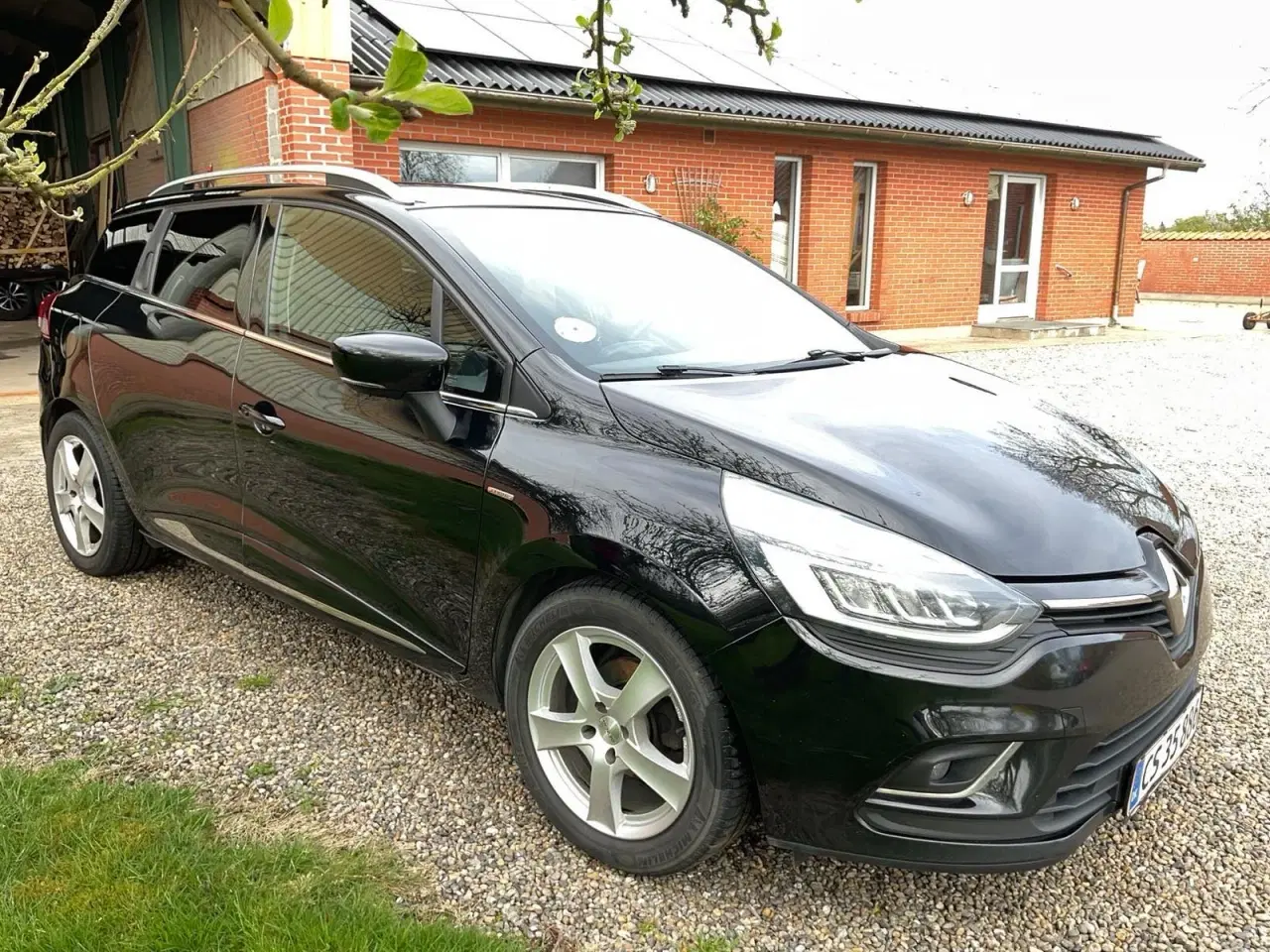 Billede 1 - Renault Clio IV 1,5 dCi 90 Limited Sport Tourer