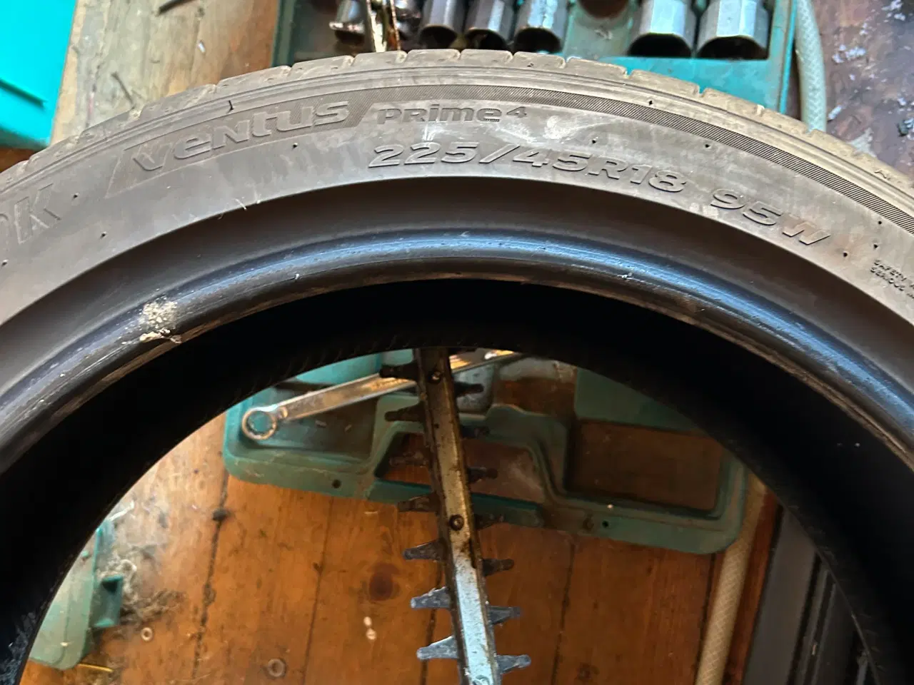 Billede 4 - Fine sommerdæk kørt en sæson