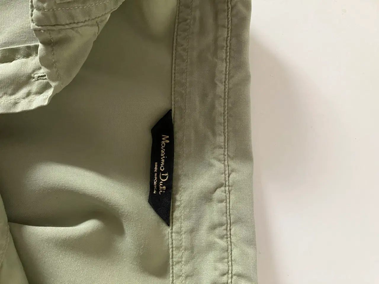 Billede 2 - Lysegrøn skjorte fra Massimo Dutti, str. 38