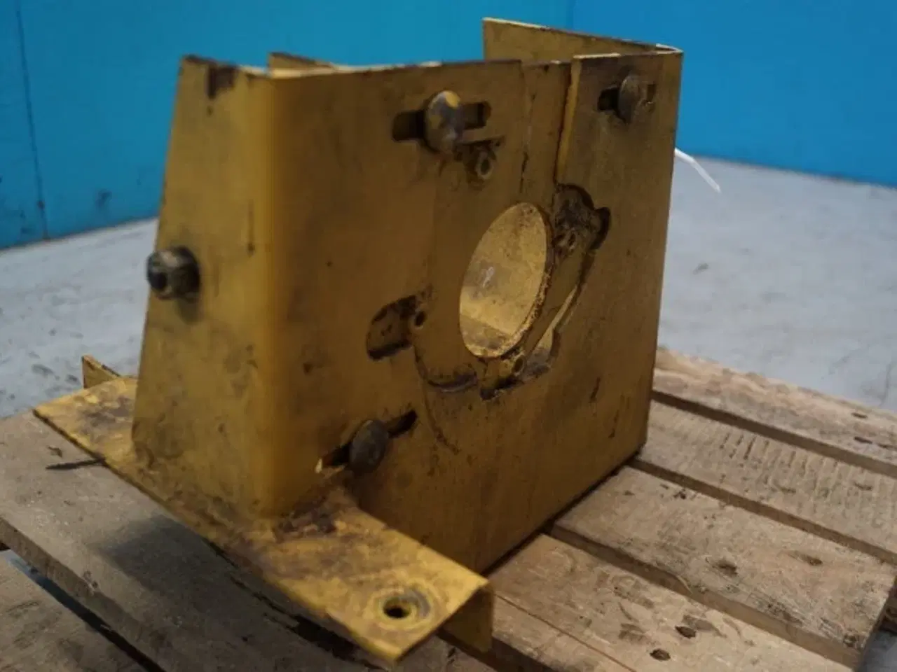 Billede 12 - New Holland TX66 Motorophæng 89833553