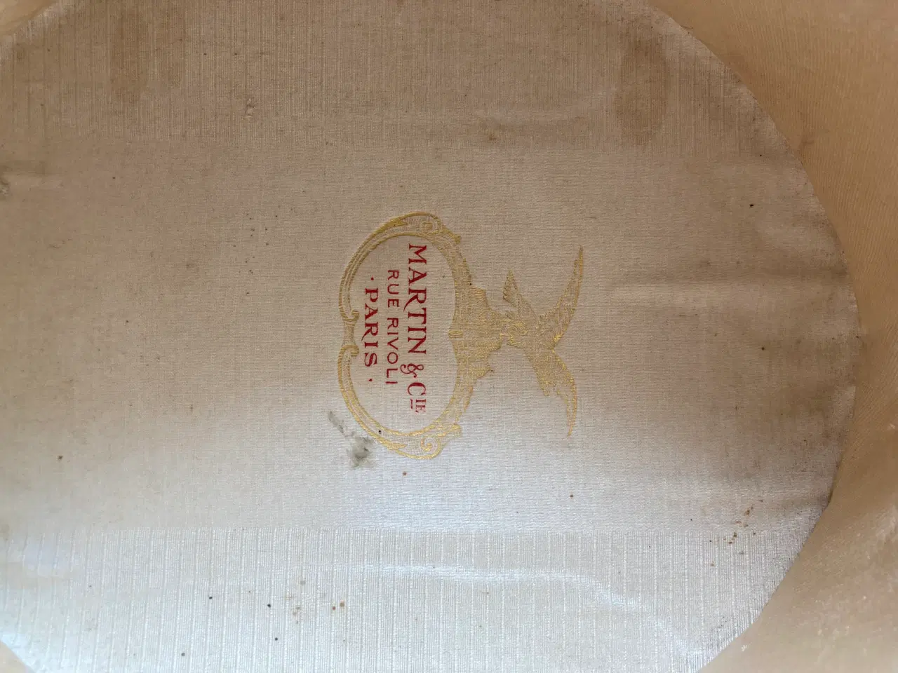 Billede 2 - Bowlerhat fra 1923 og emblemer