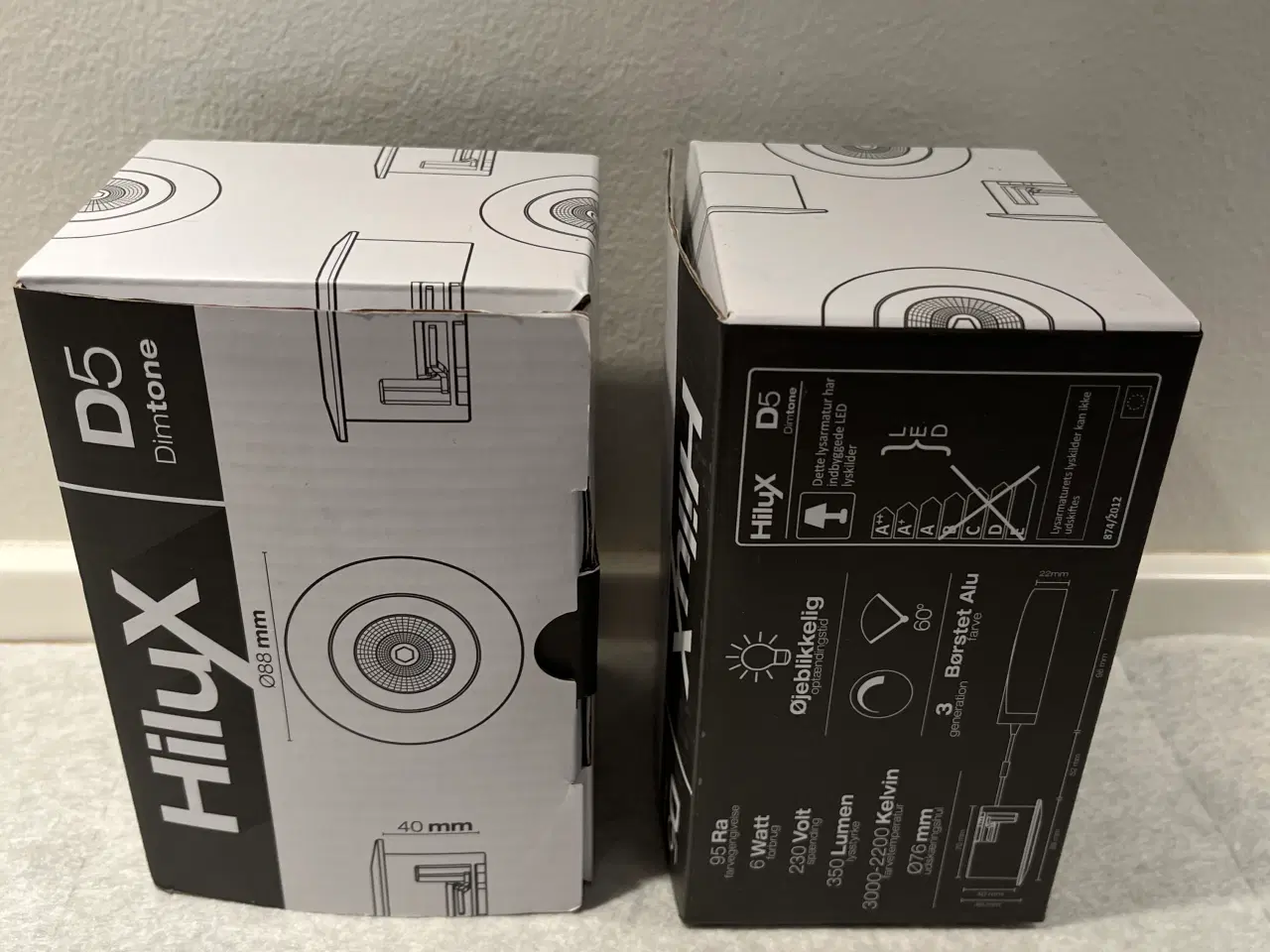 Billede 1 - 2 Hilux indbygningsspots