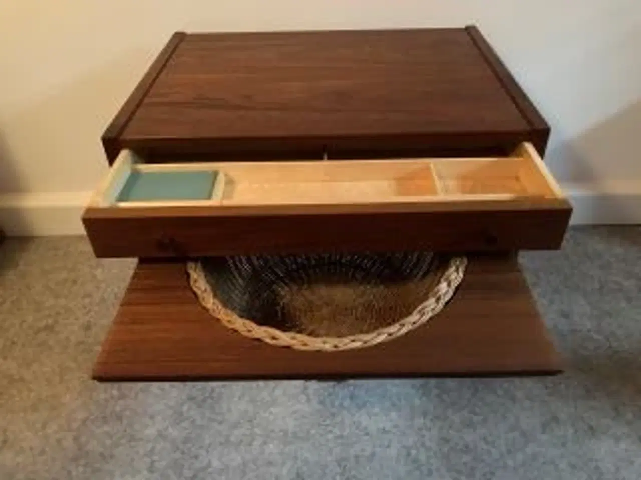 Billede 2 - Sybord teaktræ