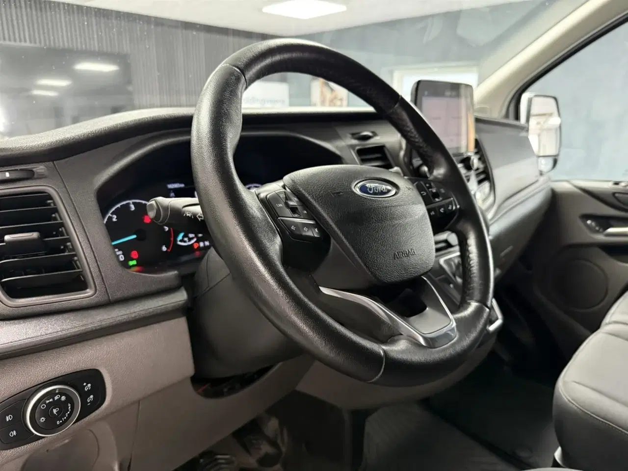 Billede 10 - Ford Transit Custom 300 L2H1 2,0 TDCi Trend 130HK Van 6g Aut.