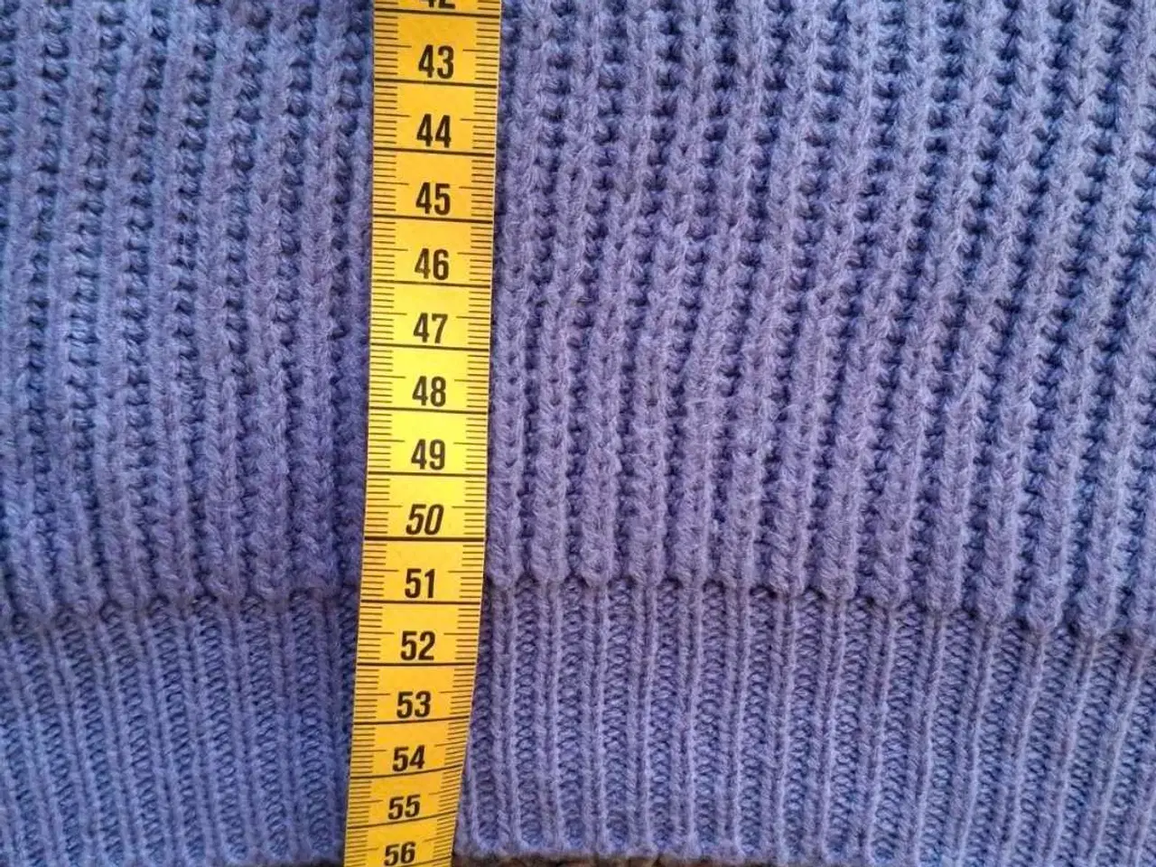 Billede 5 - Lilla sweater med lyserøde hjerter str.L