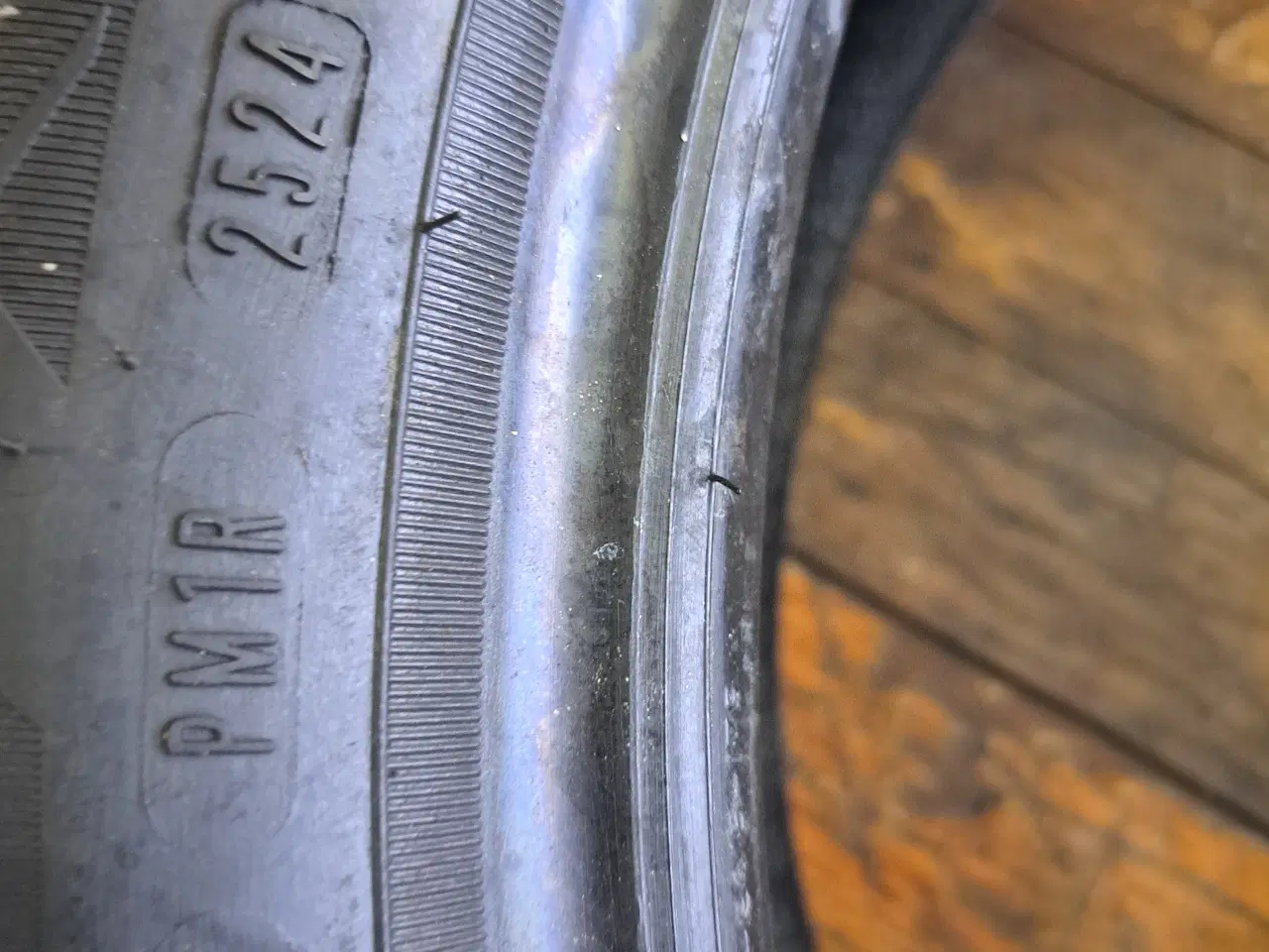 Billede 7 - 205 50 17 good year kørt 1500 km