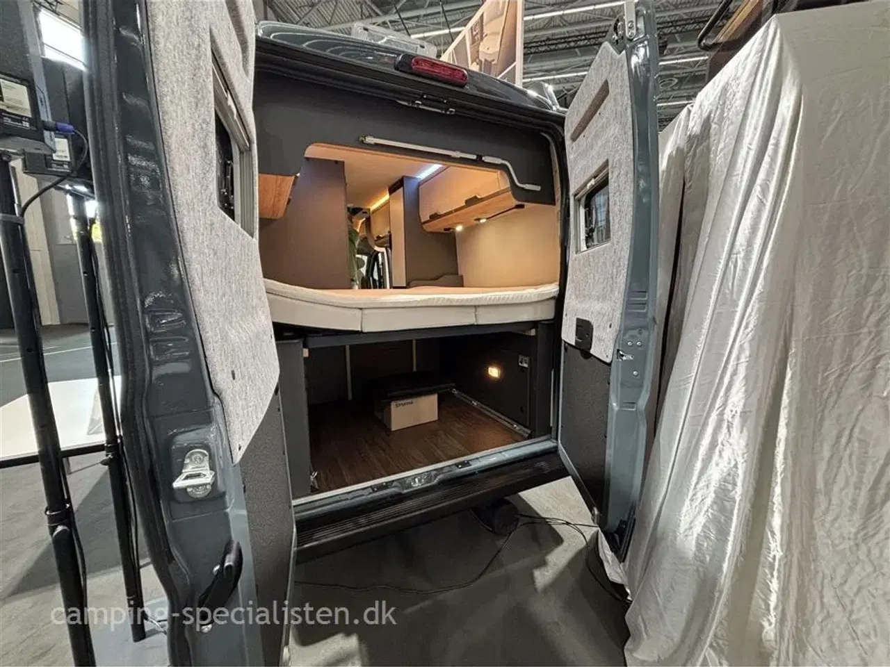 Billede 2 - 2026 - Knaus Boxlife 600 MQ Platinum Selection   Ny 2026 Knaus Boxlife 600 MQ kan snart ses hos Camping-Specialisten.dk