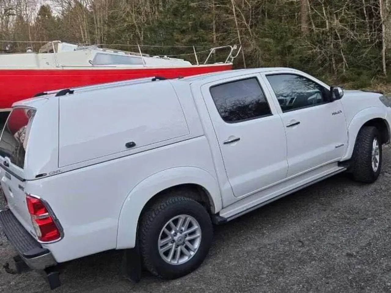 Billede 3 - toyota hilux 2016 obs svensk reg