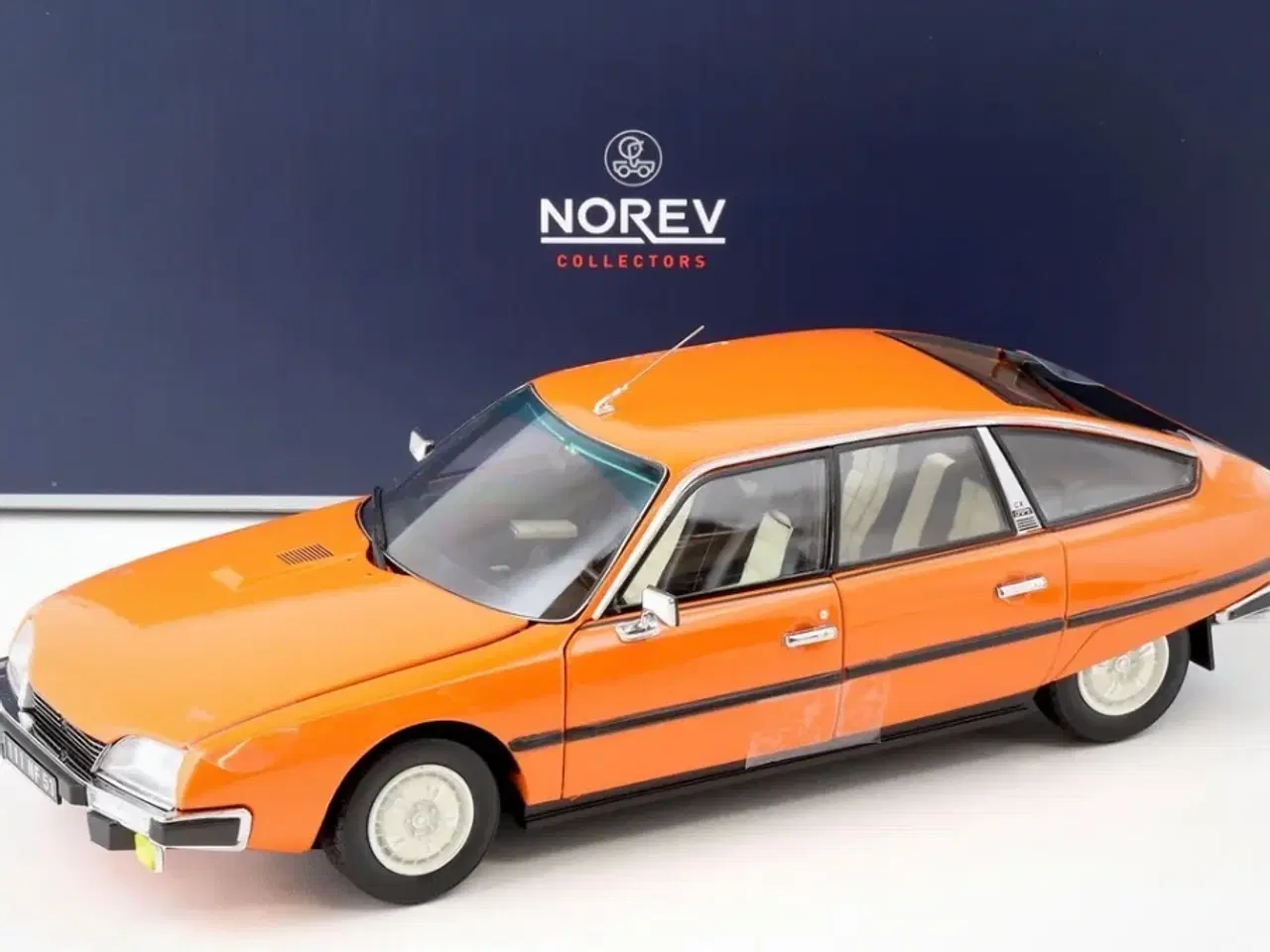 Billede 1 - 1:18 Citroen 2400 GTI 1977