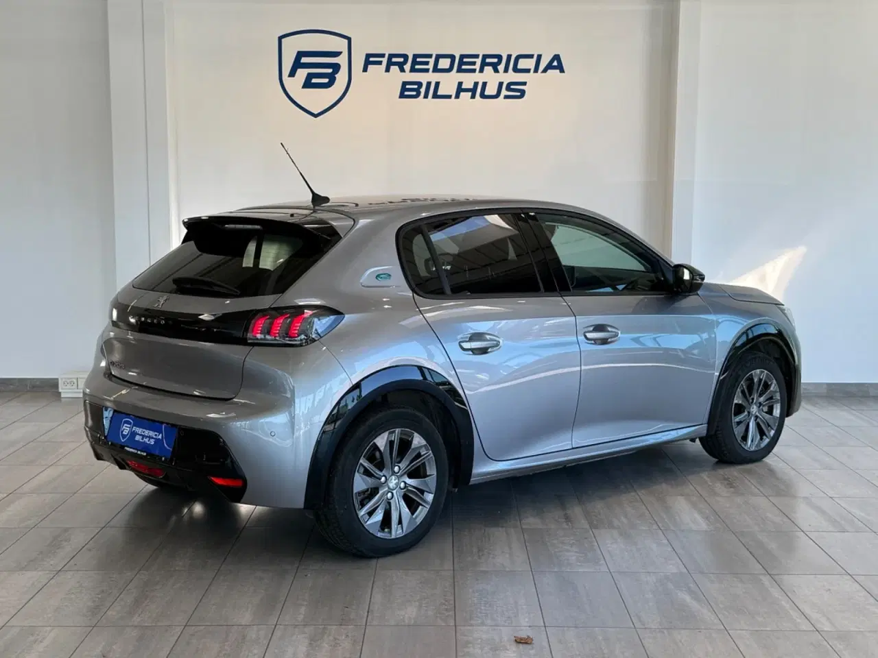 Billede 5 - Peugeot e-208 50 Active
