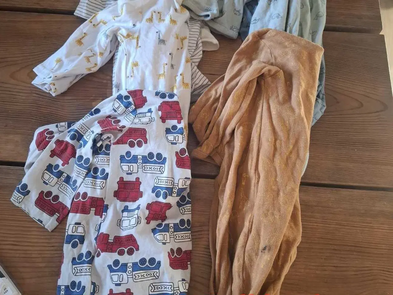 Billede 8 - Babytøj dreng str 74