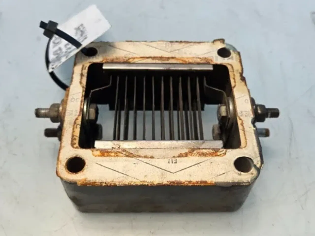 Billede 2 - SisuDiesel 84CTA-4V Forluftvarmer 837067295