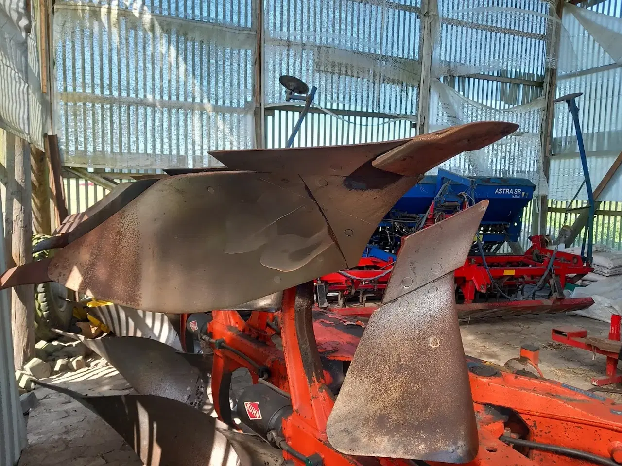 Billede 8 - Kuhn vario 120. 4 furet vendeplov