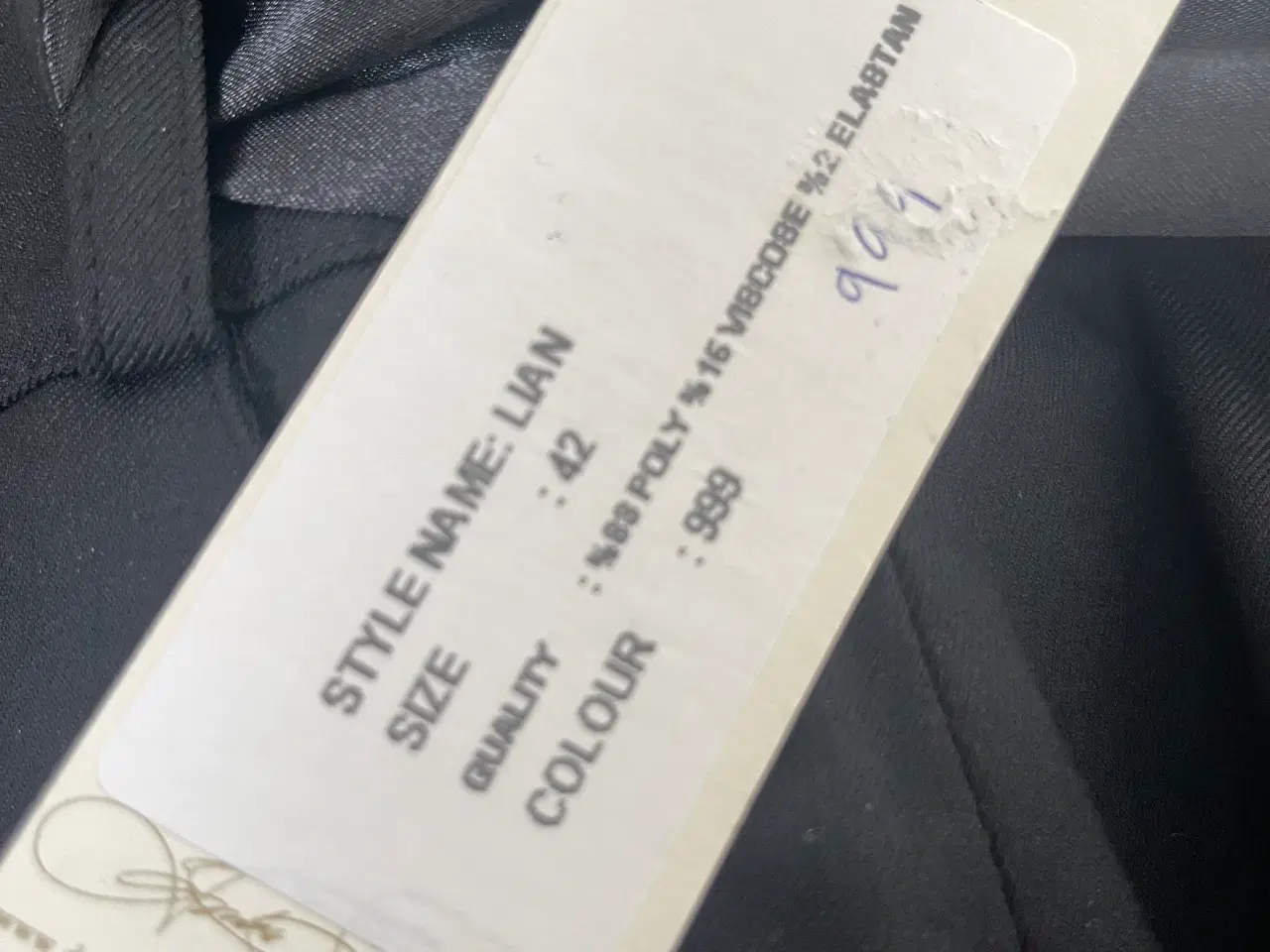 Billede 4 - Ny Isabell Kristensen nederdel, Str. 42