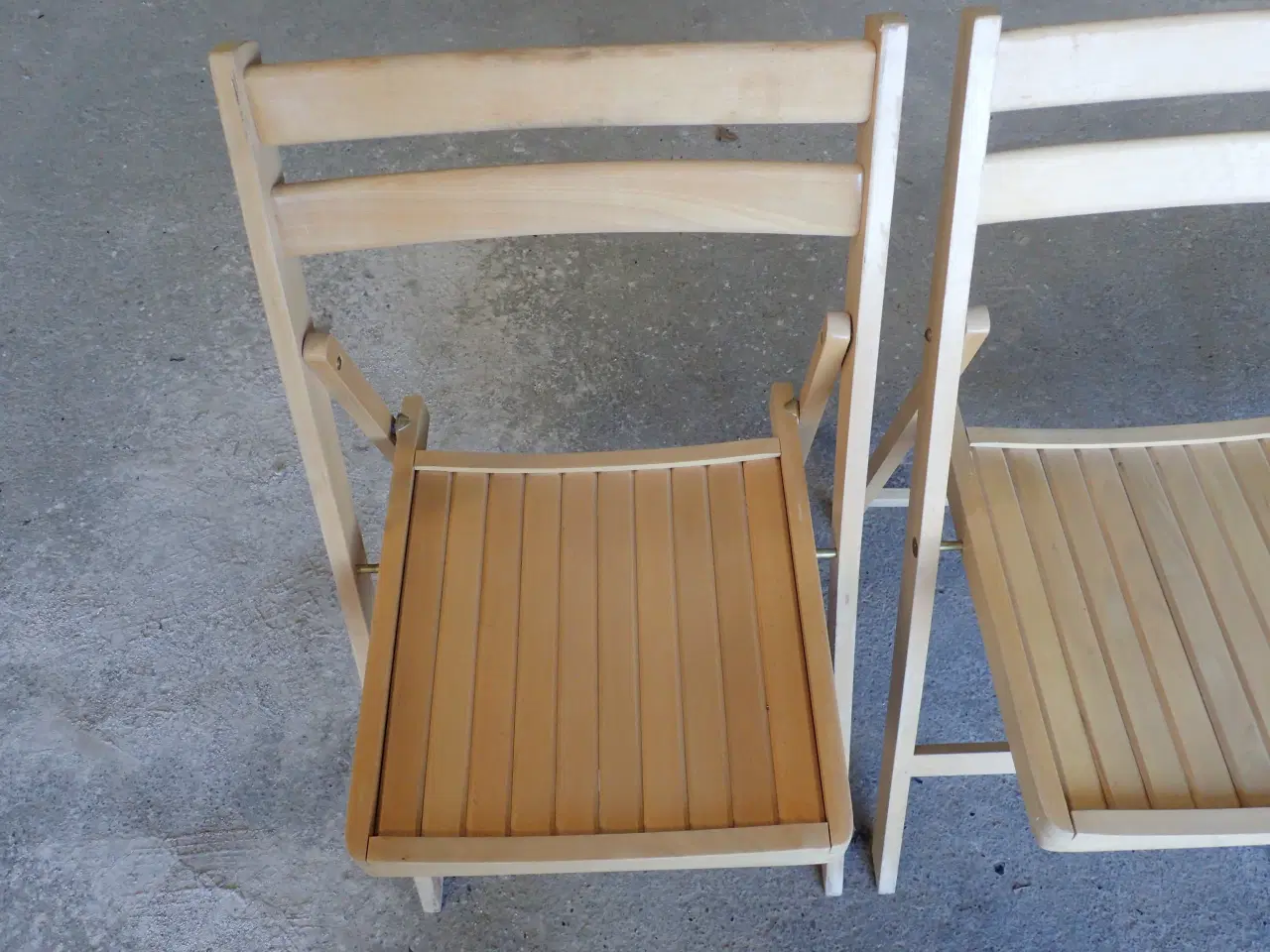 Billede 5 - Klapstole i massiv bøgetræ.