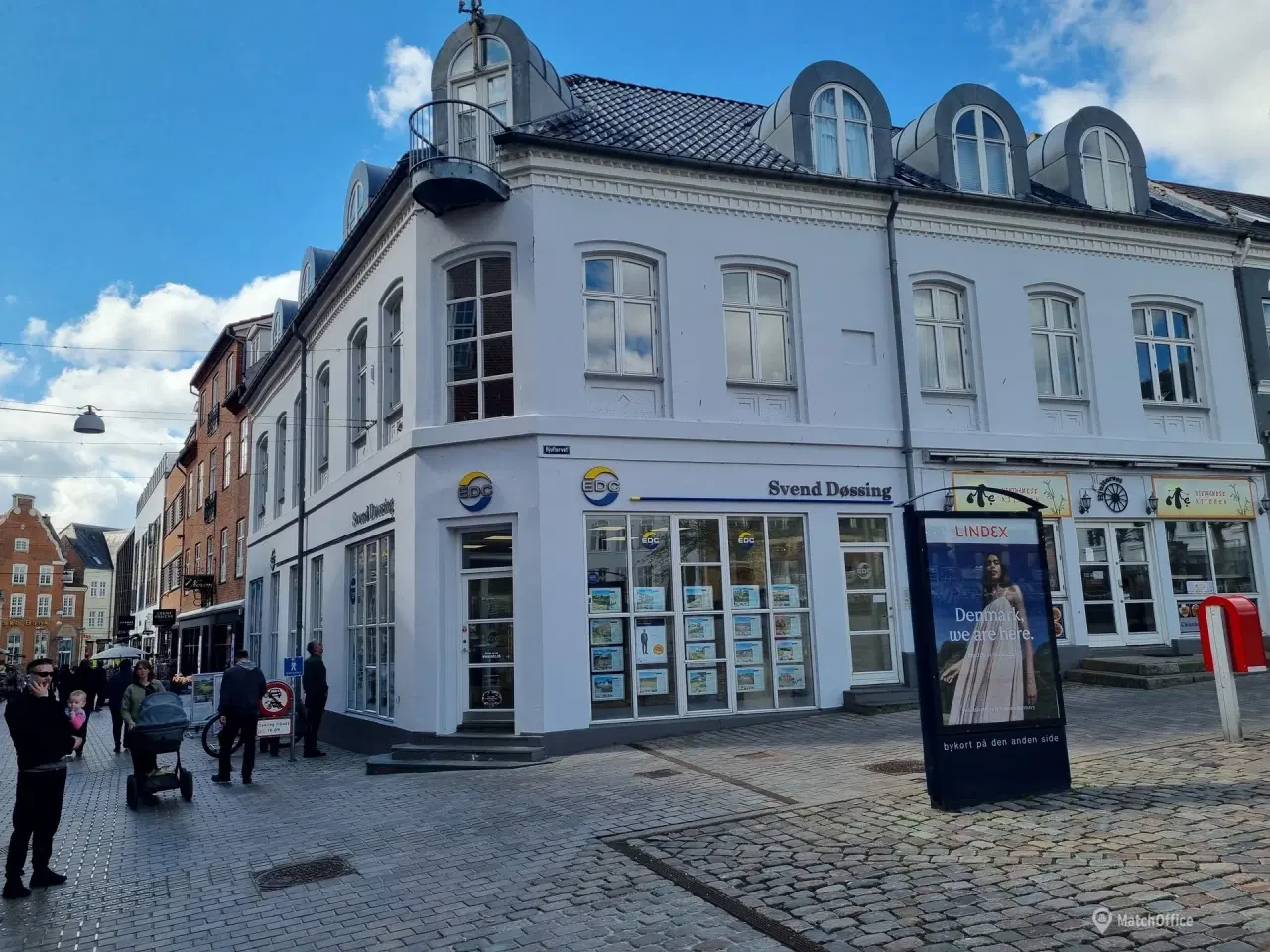 Billede 3 - Butik til grillbar. vaffelbod. iskiosk eller.... - i alt ca. 86 kvm