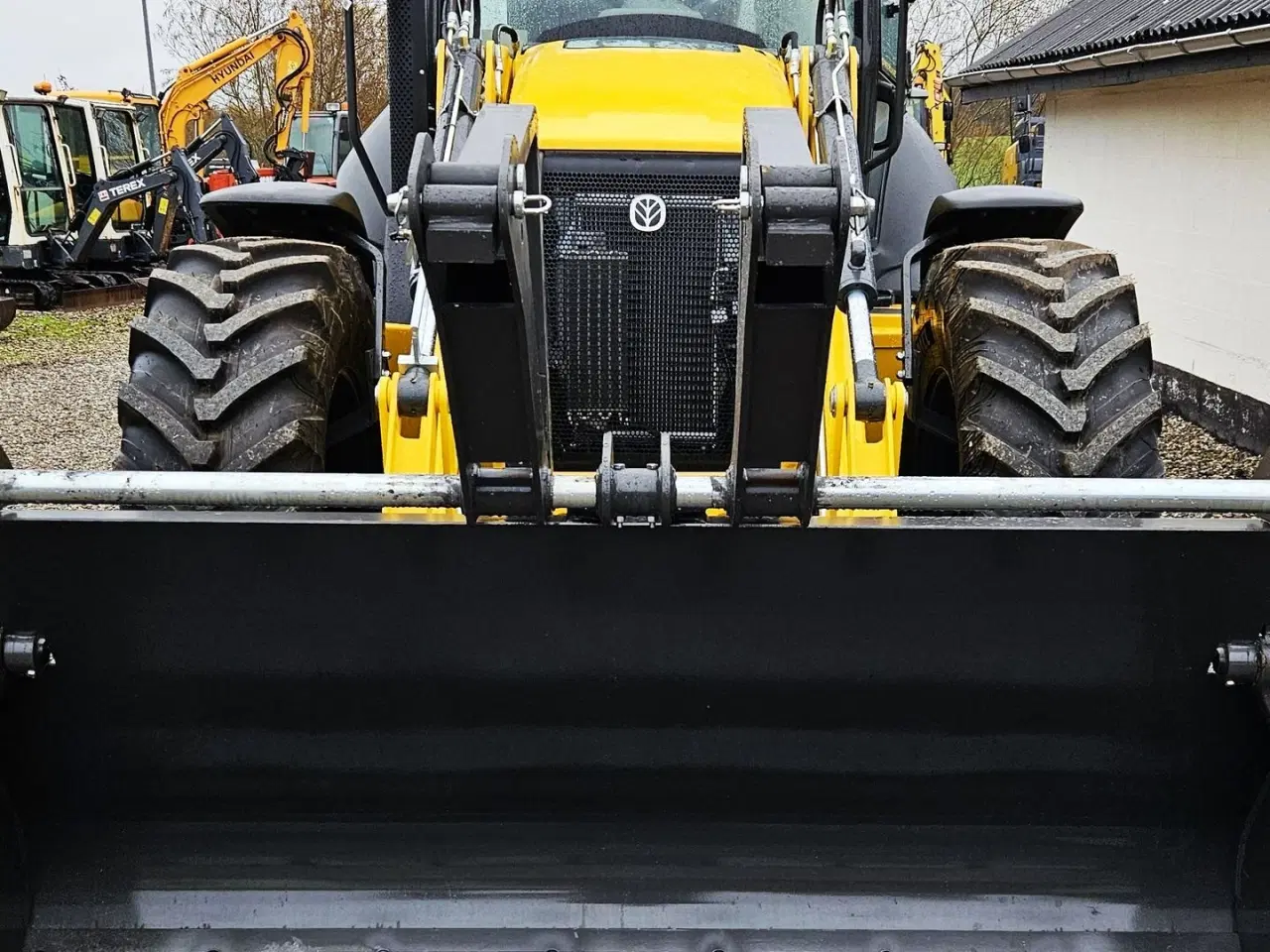 Billede 3 - New Holland B115D / FABRIKSNY - 2025 / teleskoparm / multifunktionsskovl