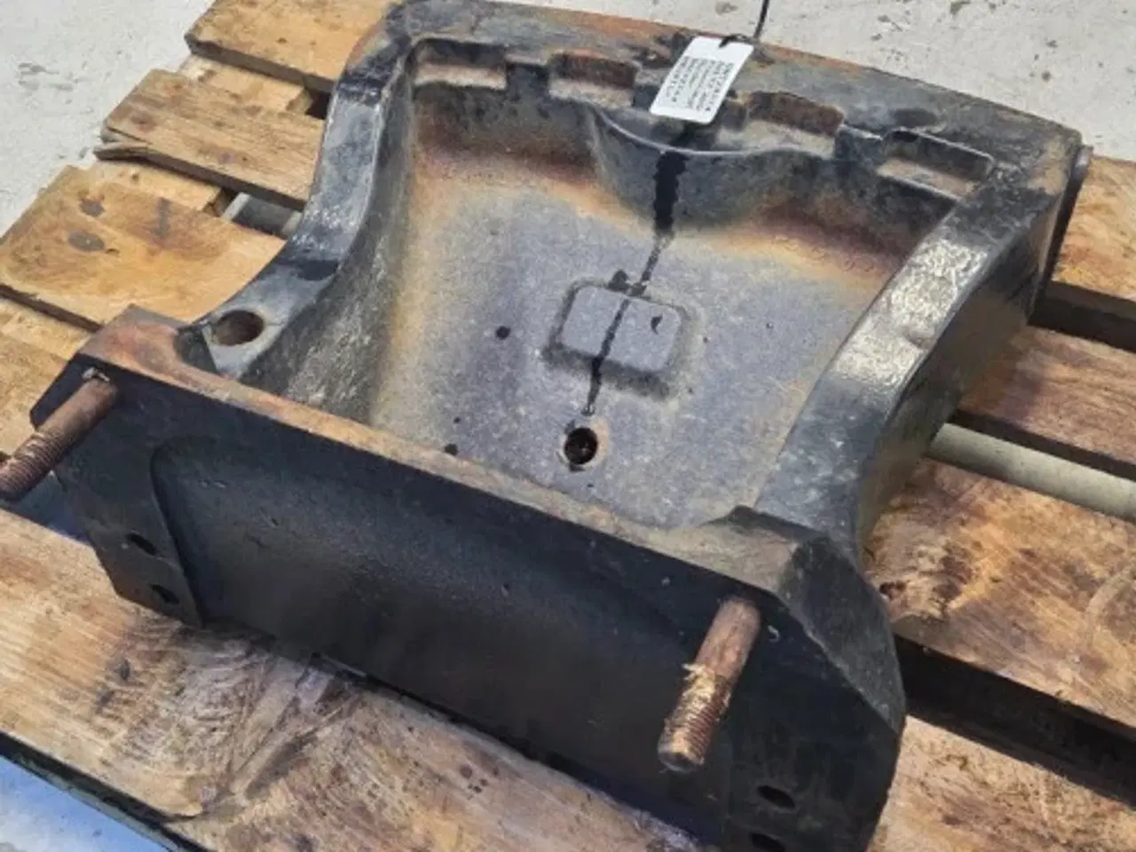 Billede 8 - New Holland T7 Frontvægt Holder 84232748