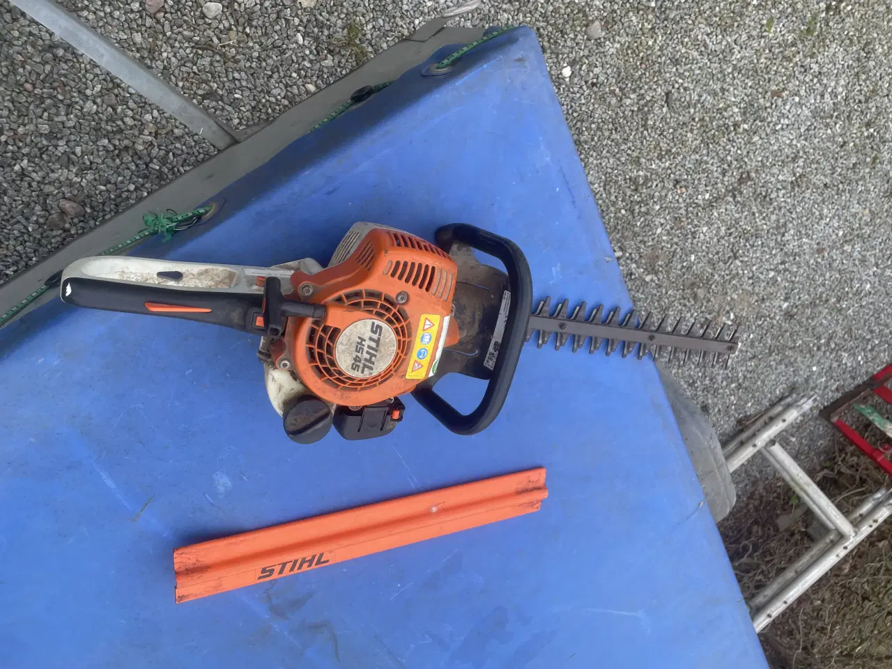 Billede 1 - Sælger en Stihl HS 45  hækkeklipper,