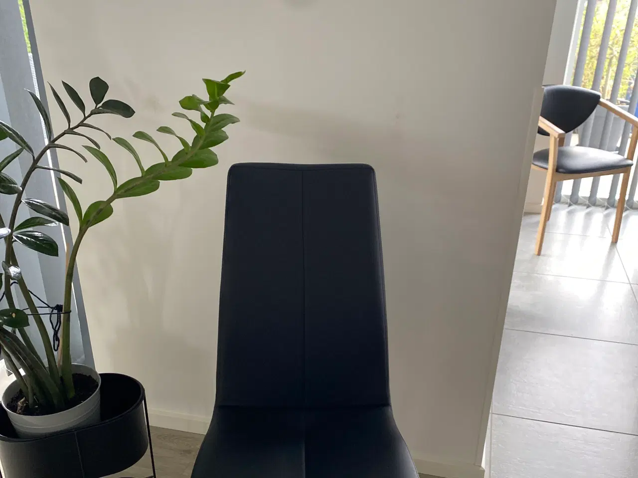 Billede 1 - 6 Spisestole kunst læder 