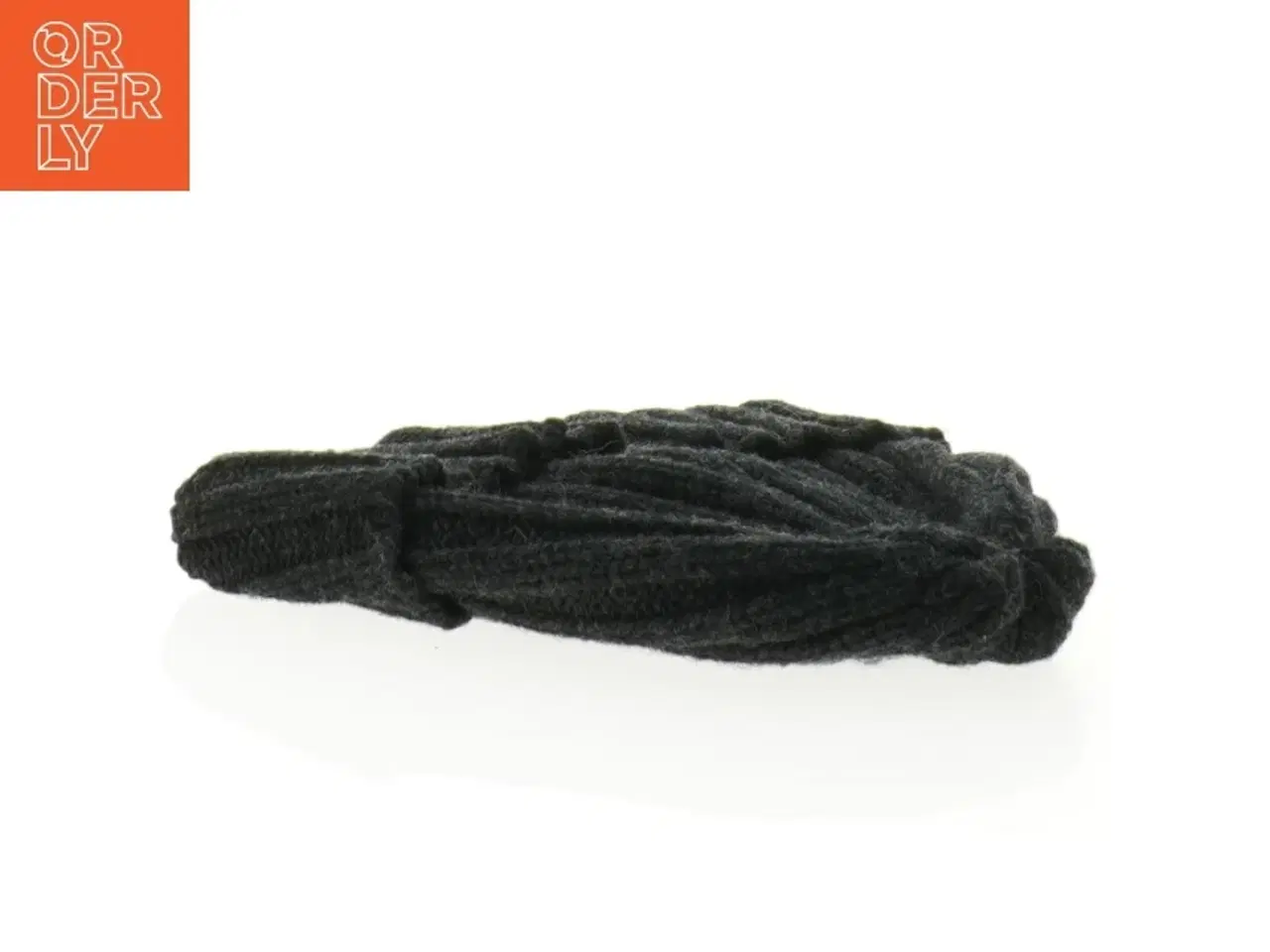 Billede 2 - Sort strikhue (str. 21 x 17 cm)