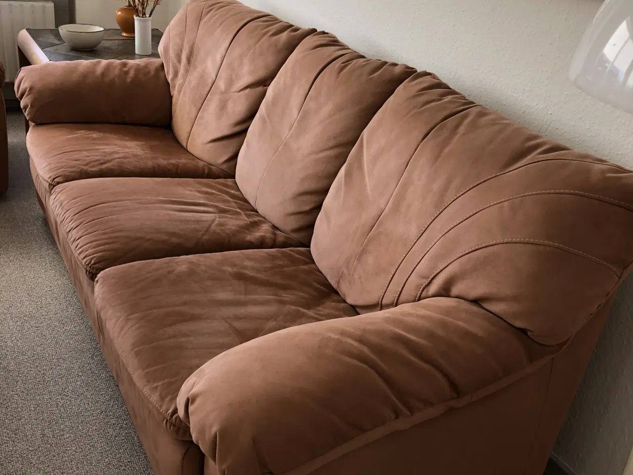 Billede 2 - Sofa, man sidder godt i den