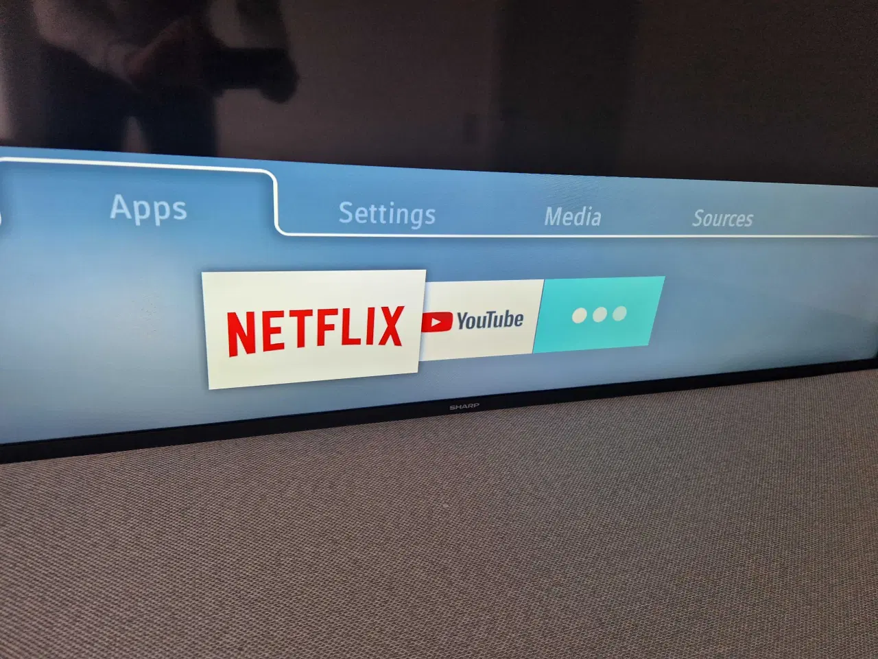 Billede 4 - 70" Sharp SmartTV med HarmanKardon lyd