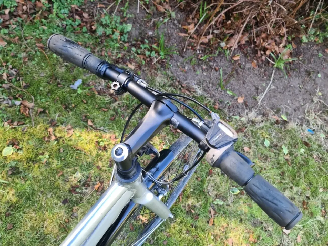 Billede 3 - Damecykel MBK 28"
