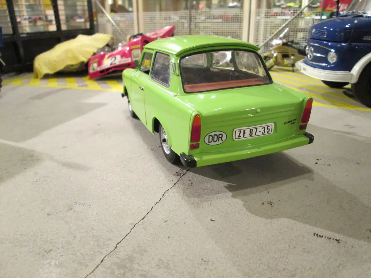 Billede 3 - Trabant 601   Witesse 1:18