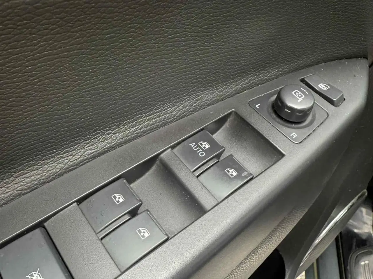 Billede 14 - Opel Antara 3,2 V6 Cosmo aut. Van