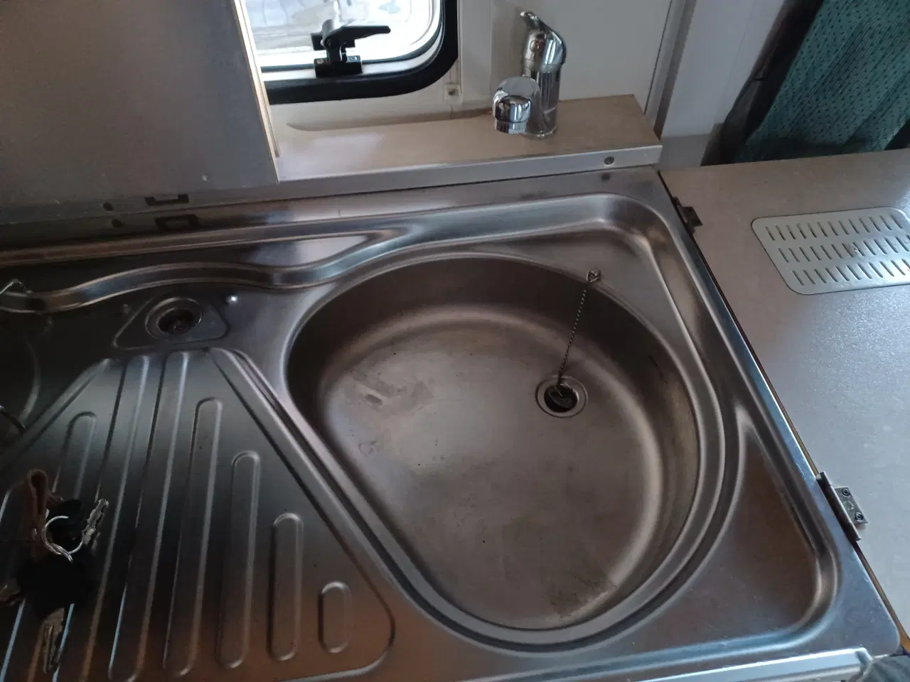 Billede 11 - En meget velholdt KNAUS AZUR 540