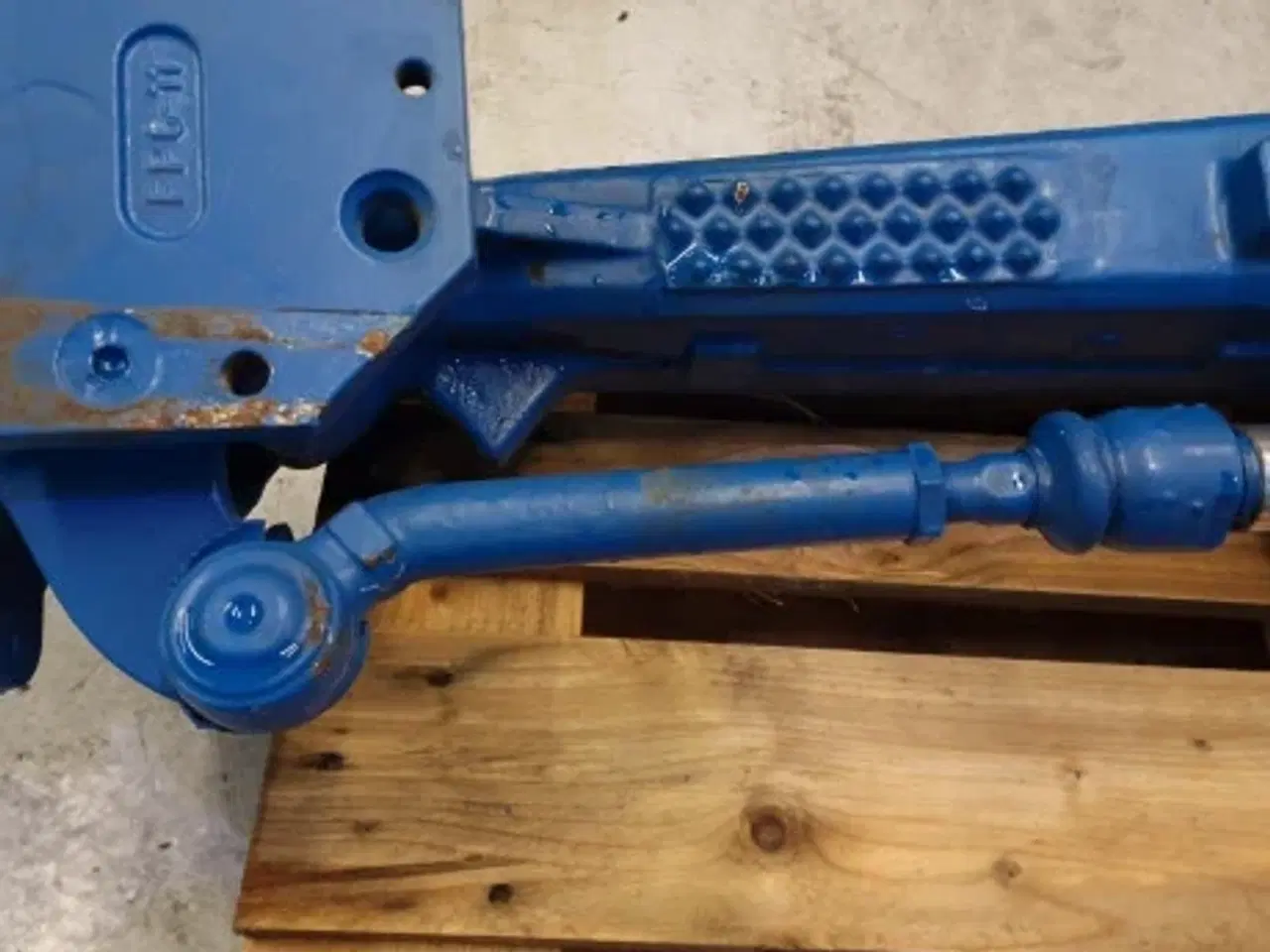 Billede 22 - Ford 6640 Foraksel