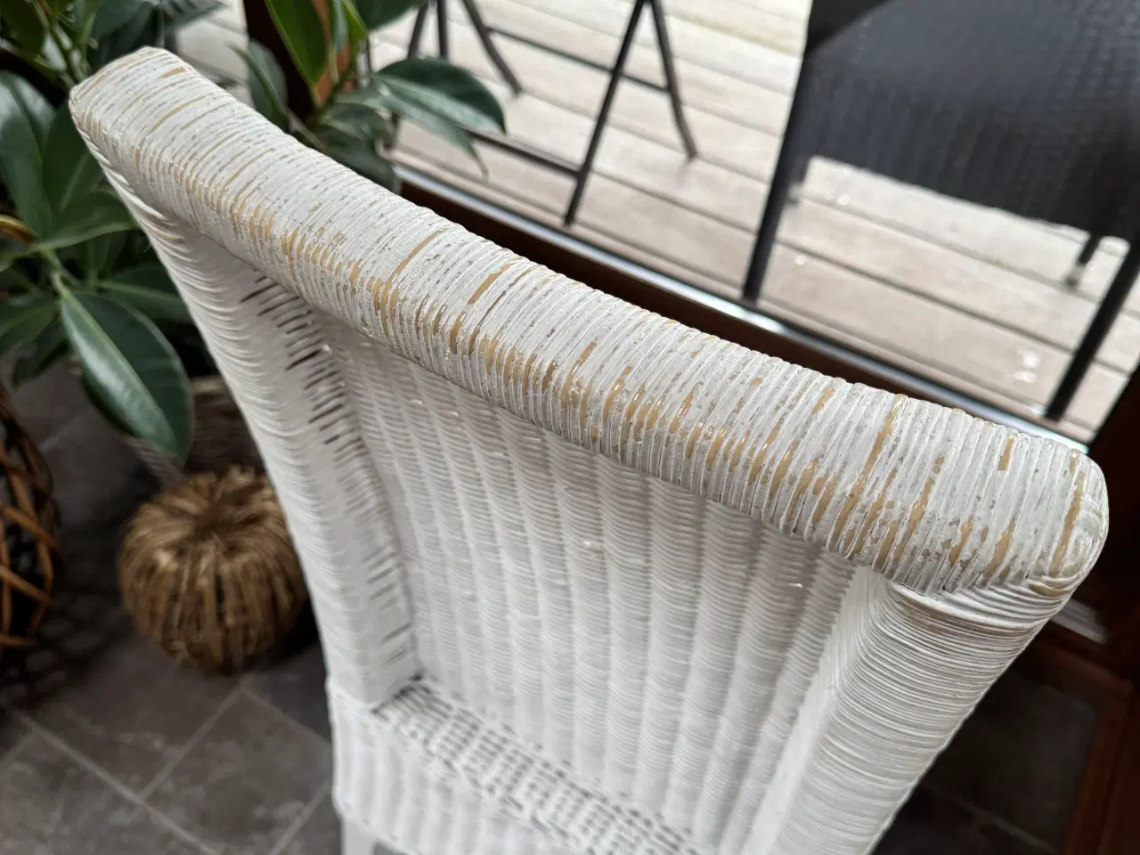 Billede 6 - Hvide spisebordsstole i flet