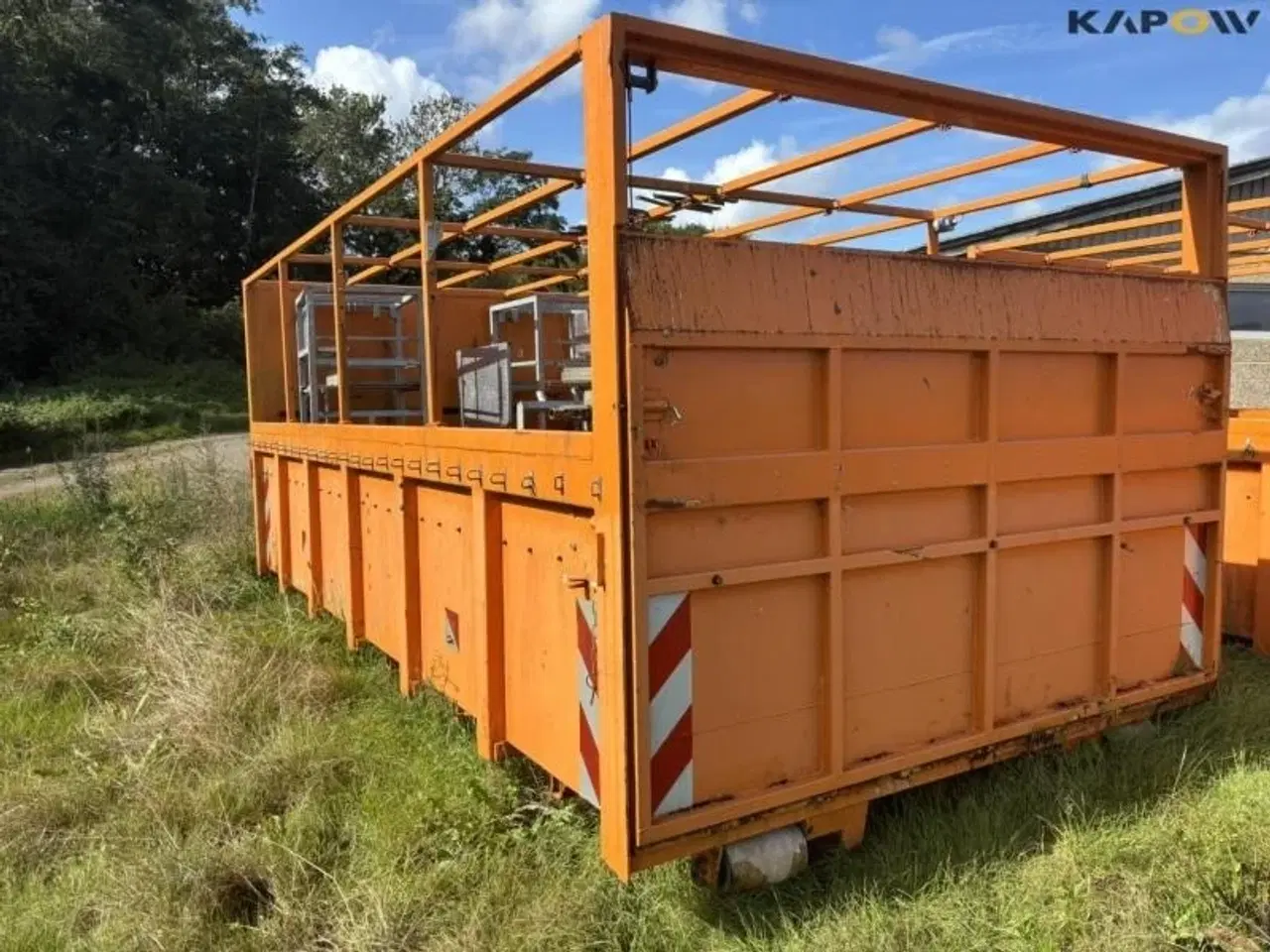 Billede 7 - - - - Container med bagsmæk og indhold