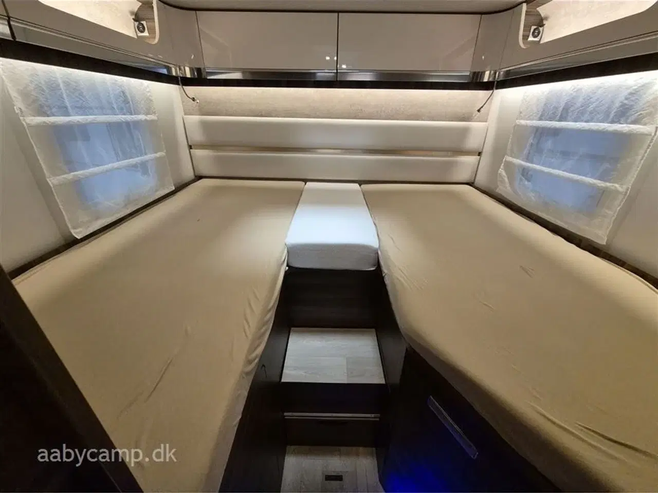 Billede 17 - 2022 - Laika Ecovip 3019 Automatgear. Solceller. 200Ah lithium batteri. 2000W inverter. A/C. udvendigt gas og bruseudtag. Markise. Plisse i front og side ruder. Anntex topmadras undervognsbehandlet. kan vejes op til 3650 Kg.