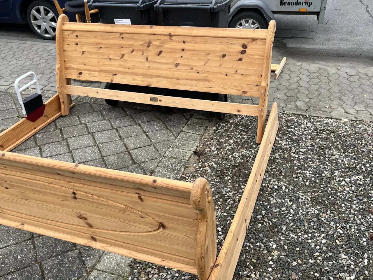 Billede 3 - Sengeramme i massiv træ