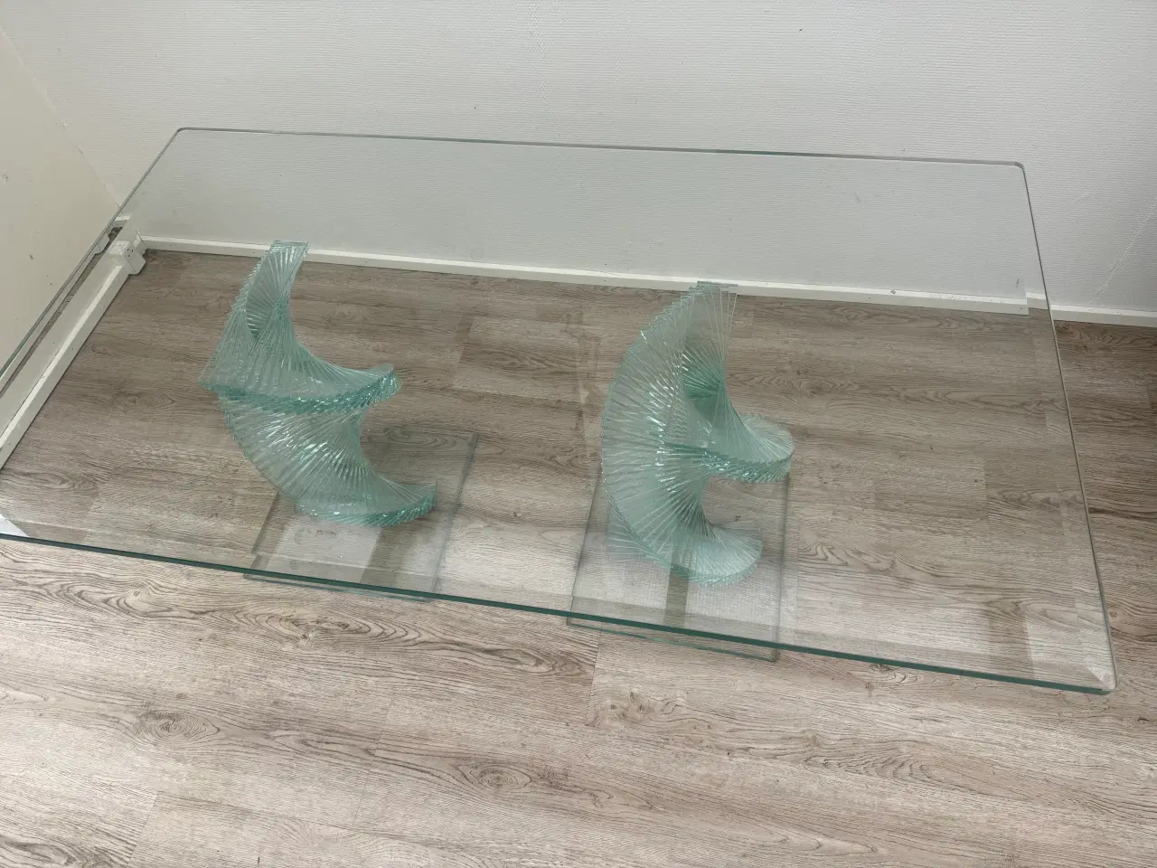 Billede 4 - Glas sofabord med spiral snoet ben