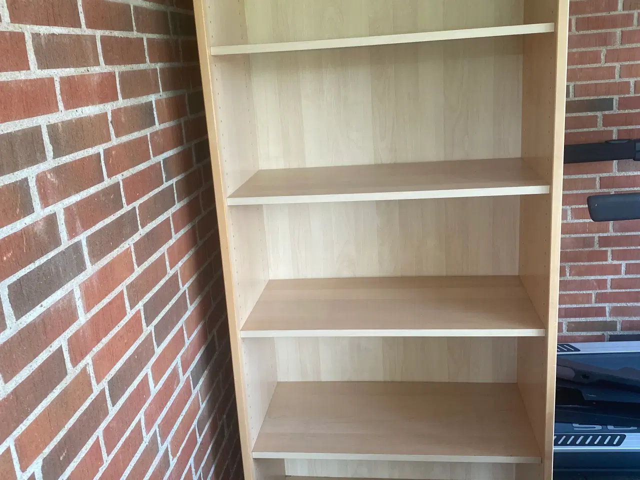 Billede 2 - Reol i birke laminat