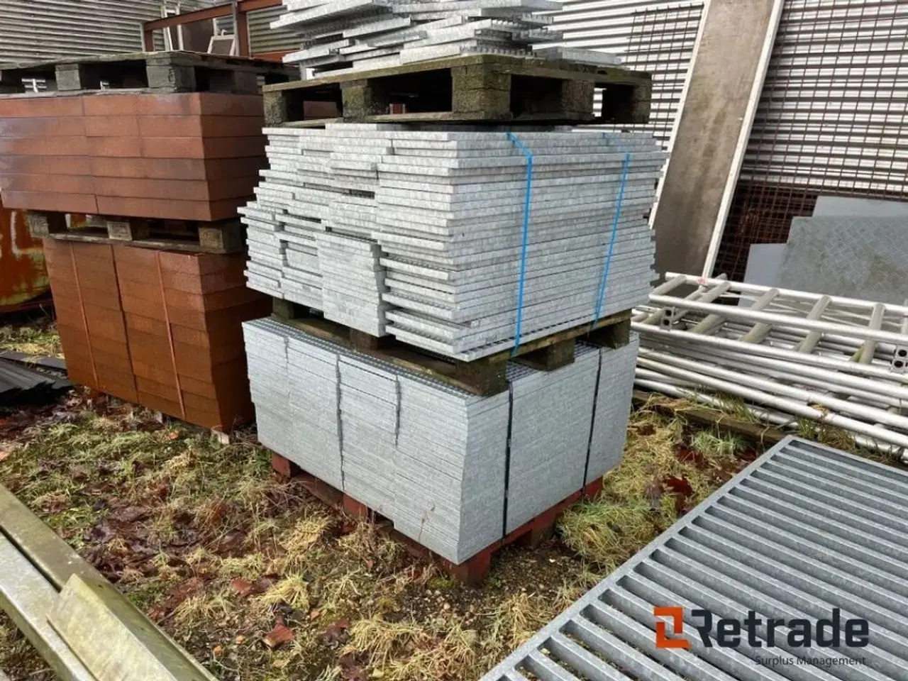 Billede 2 - - - - LOTGalvaniserede gulvriste