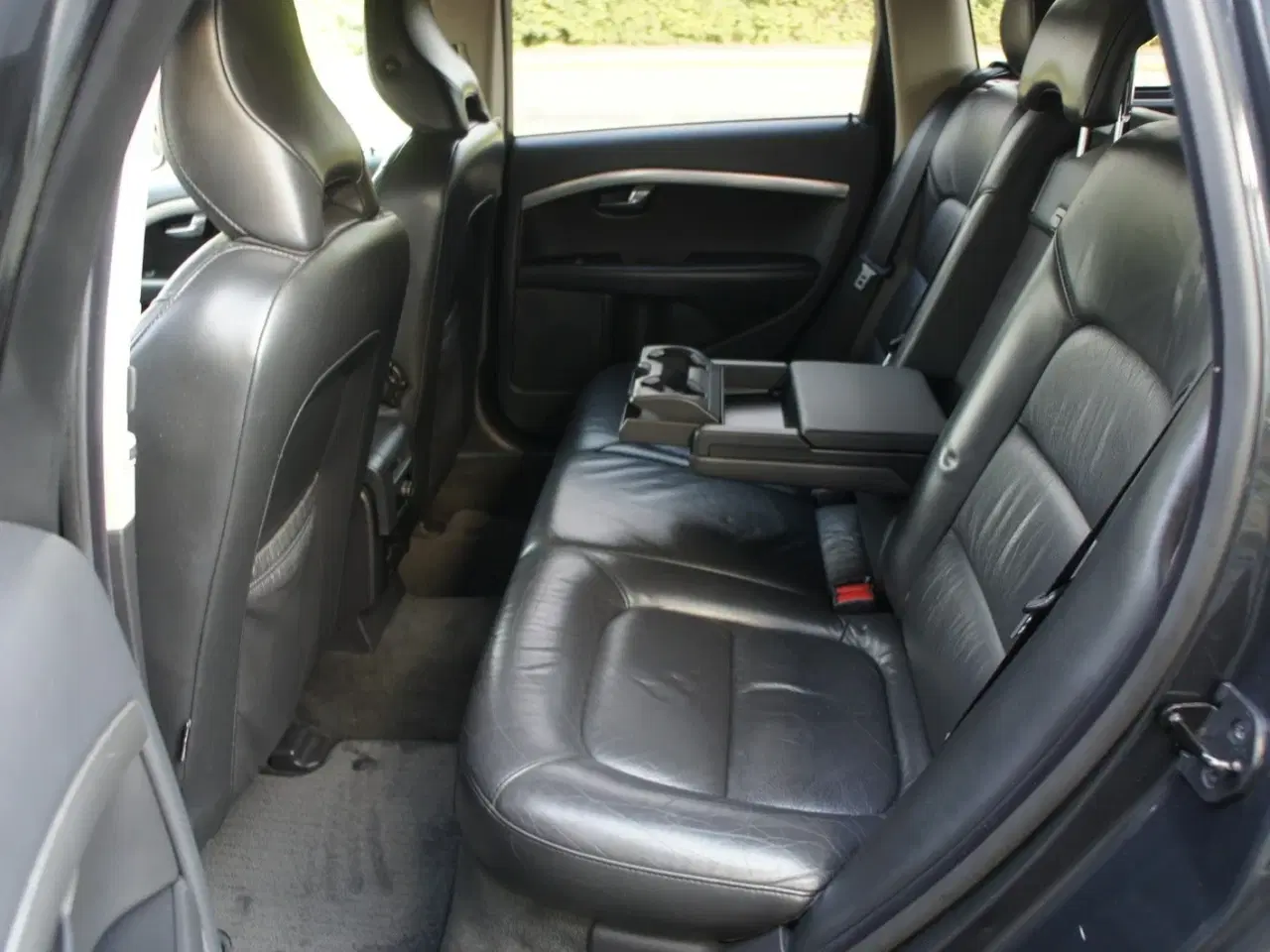Billede 9 - Volvo V70 2,5 T Momentum aut.