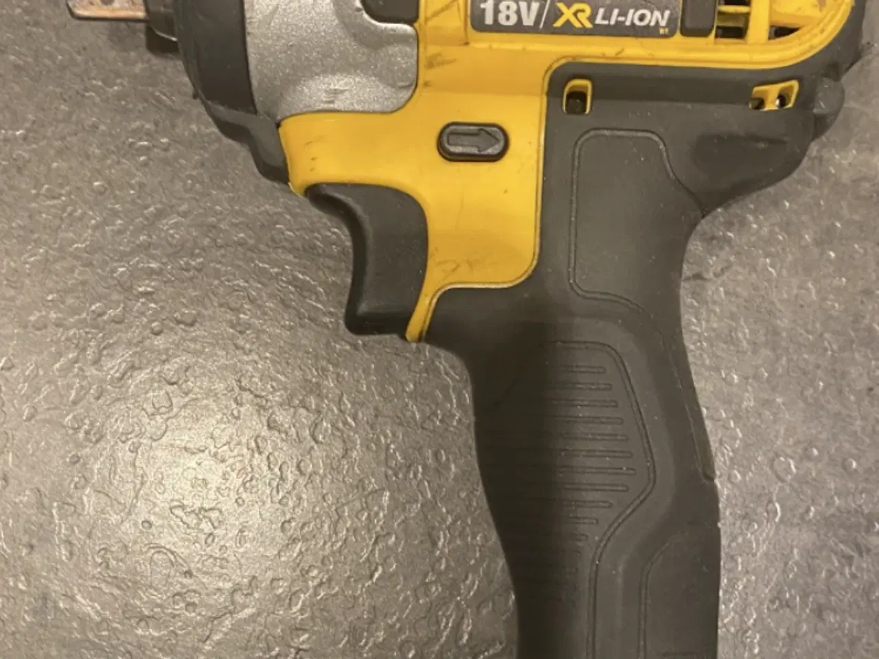 Billede 5 - DeWalt slagnøgle i god stand . Det er uden batteri