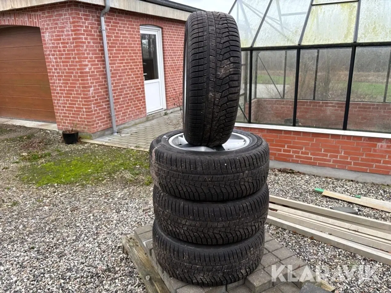 Billede 2 - Dæk Hankook Winter icept 2