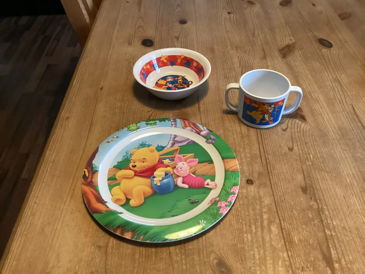 Billede 4 - Børne Service, Peter Plys, Rasmus Klump.